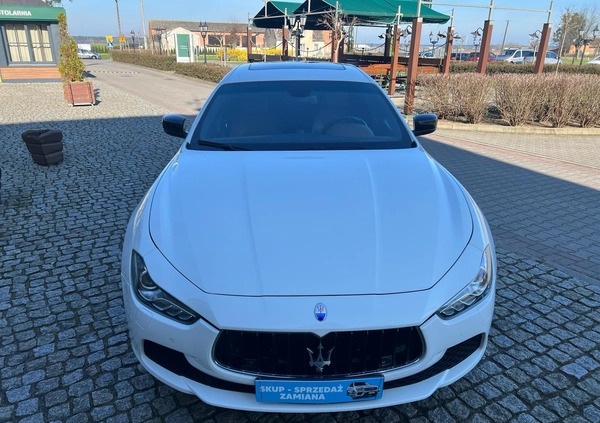 Maserati Ghibli cena 119900 przebieg: 88500, rok produkcji 2015 z Krotoszyn małe 211